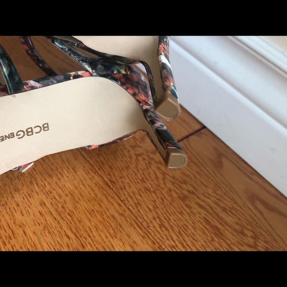 BCBGeneration Gladiator Buckle Strap Heel Shoes - Picture 16 of 16